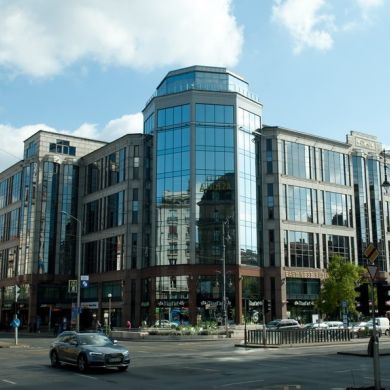 East-West Business Center